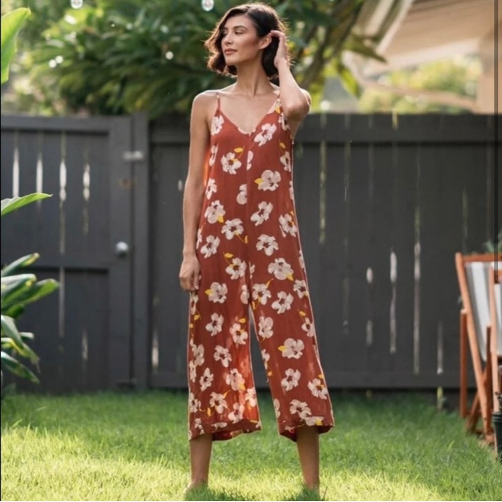 Ava Sky Jumper Finley in Vintage Hibiscus XS